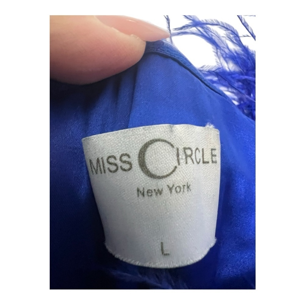 Chic Blue Feather-Accent Midi Dress - Elegant and Fun Wear - Size L - Picture 5 of 5